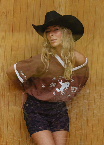 25 WY Off Shoulder Oversized Tee