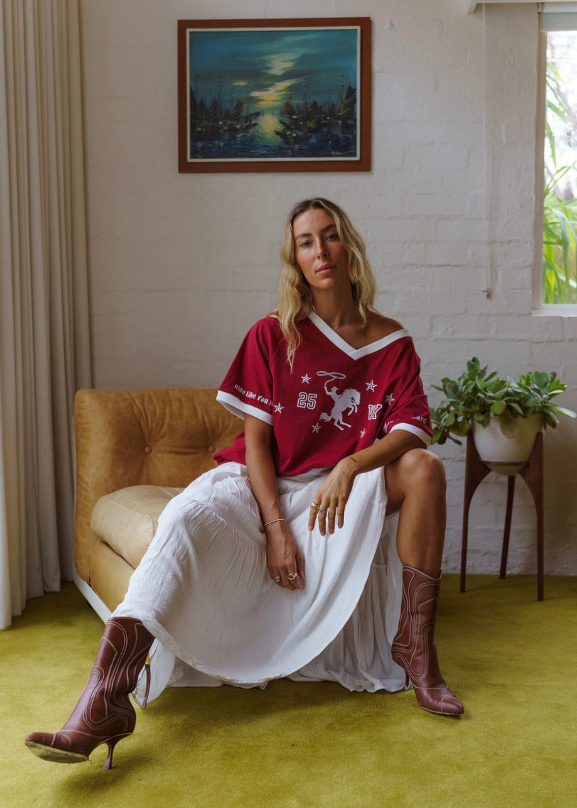 25 WY Off Shoulder Oversized Tee